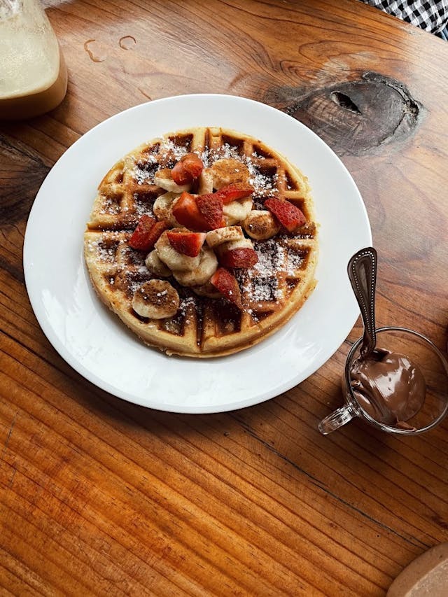 Waffle + berries